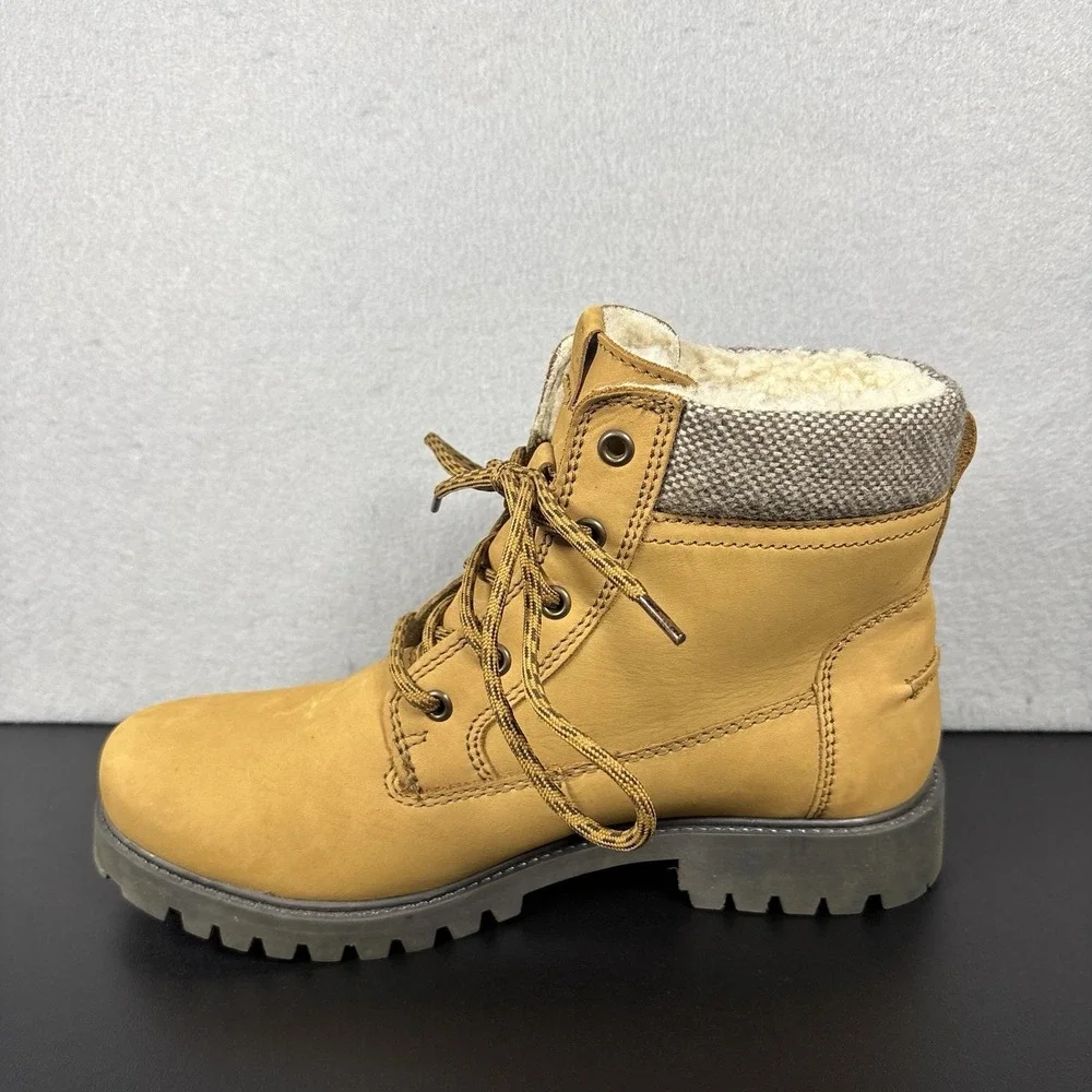 Kamik Women's Tan Waterproof Boots Tan‎ Size 10 Faux Fur Lined Lace Up Shoes